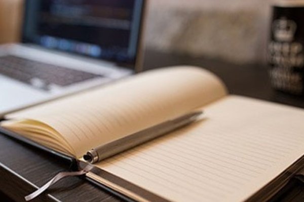 2022英语专四成绩查询时间？