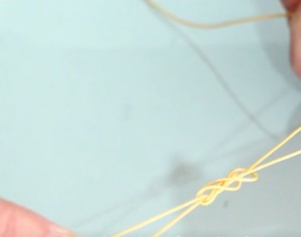 风筝连接器的绑法是什么？