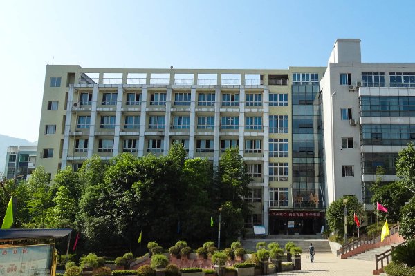 开县哪些高中比较好?