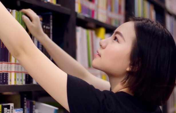 大庭相径和大相径庭的意思