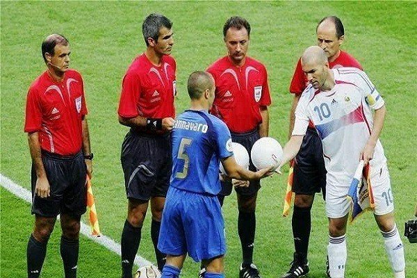 齐达内头顶人是哪届世界杯