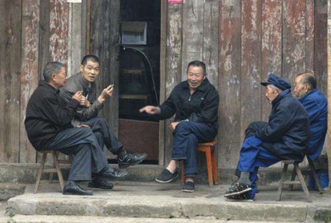 为什么四川人要把闲谈叫做摆龙门阵，龙门阵是哪儿来的?