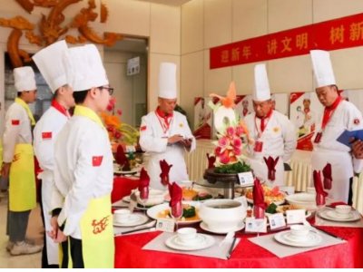 学厨师去哪些学校好