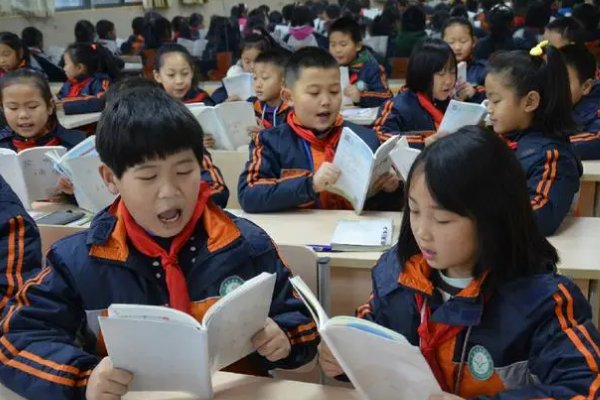 囊萤什么雪四字词语