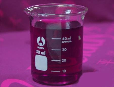 高锰酸钾把手染色了该怎么样去色