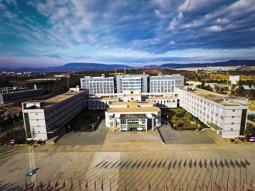 云南师范大学文理学院的学费