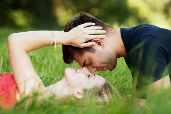 第一次和爱人约会是什么样的感觉？