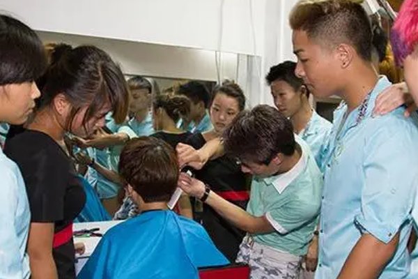 广东美发培训学校排名