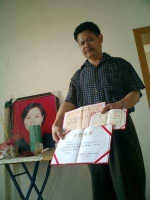 黄静裸死案回顾：历经五次尸检，男友嫌疑重大，最终却无罪释放！结果如何？