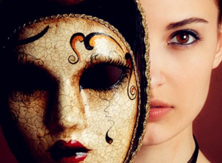 4个人念什么字？