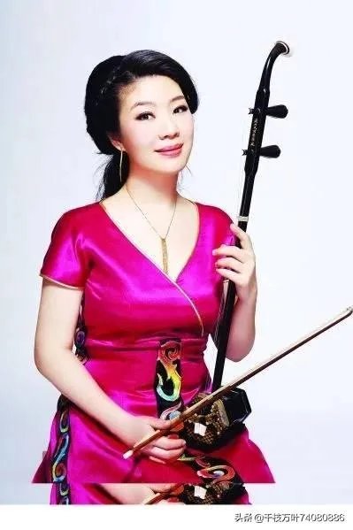 小提琴有几根弦？