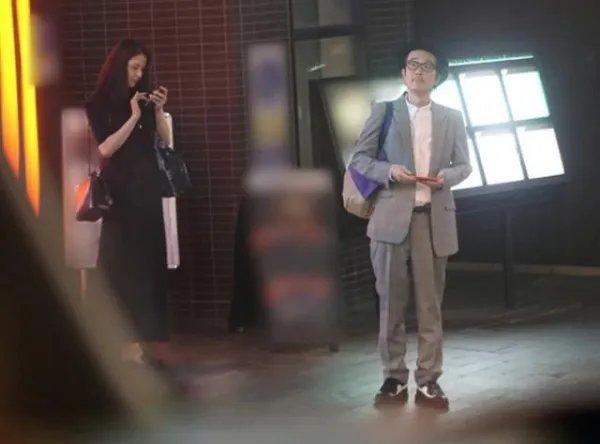 长泽雅美再曝父女恋的男主人公是谁？有何背景？