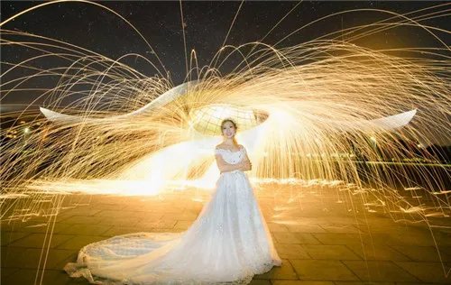 天长地久婚纱摄影怎么样   夜景婚纱照都有哪些元素