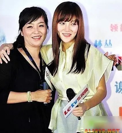 绝色美女整容过度 明星也难逃老残雷人宿命