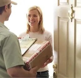 公寓电梯贴提示让快递走楼梯，这是否是对快递员的歧视？