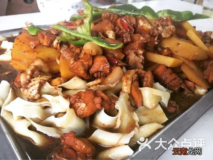 大盘鸡是哪里的菜