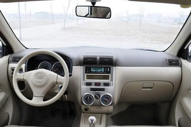 6万左右买哪个牌子的MPV好？