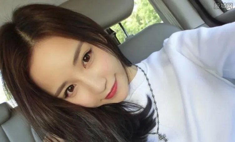 雪梨朱宸慧身高多少 朱宸慧和王思聪关系如何