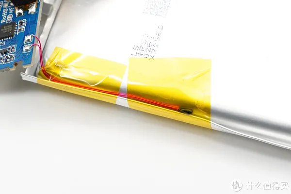 紫米移动电源拆解