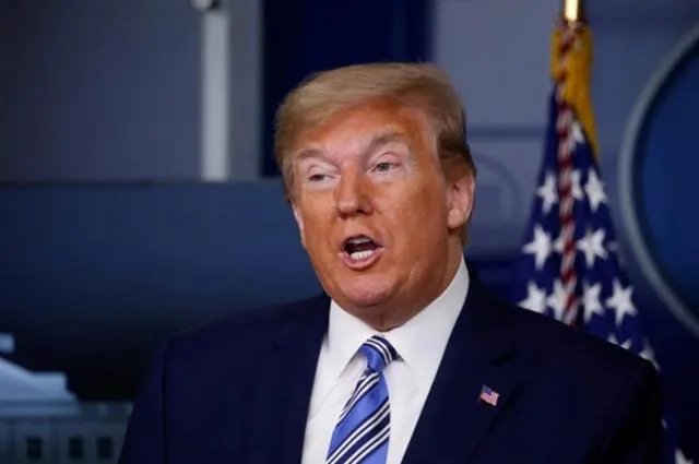 特朗普要求所有白宫人员佩戴口罩，你怎么看？