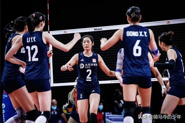美国女排是什么水平,世联赛一场未输,怎么被中国打得溃不成军?