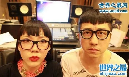 吴莫愁和哈林结婚照曝光，相差31岁的师生恋 