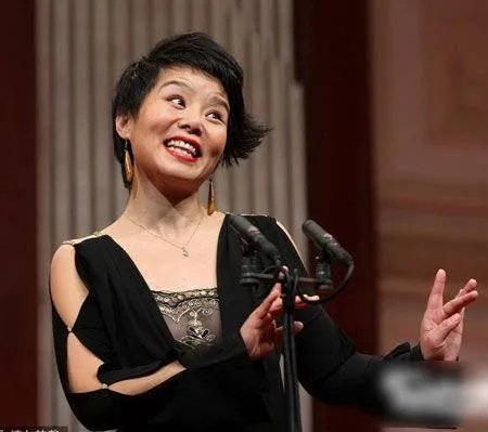 【图】龚琳娜当选手惨遭垫底 一曲《水调歌头》引来众议纷纷