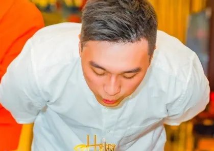 刘嘉玲开派对为侄子庆生，上亿身家或留给对方，全家已回港生活，咋看？