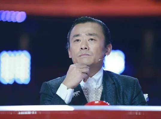 周立波离开文艺舞台已经3年，如果周立波复出你会看他的节目吗？