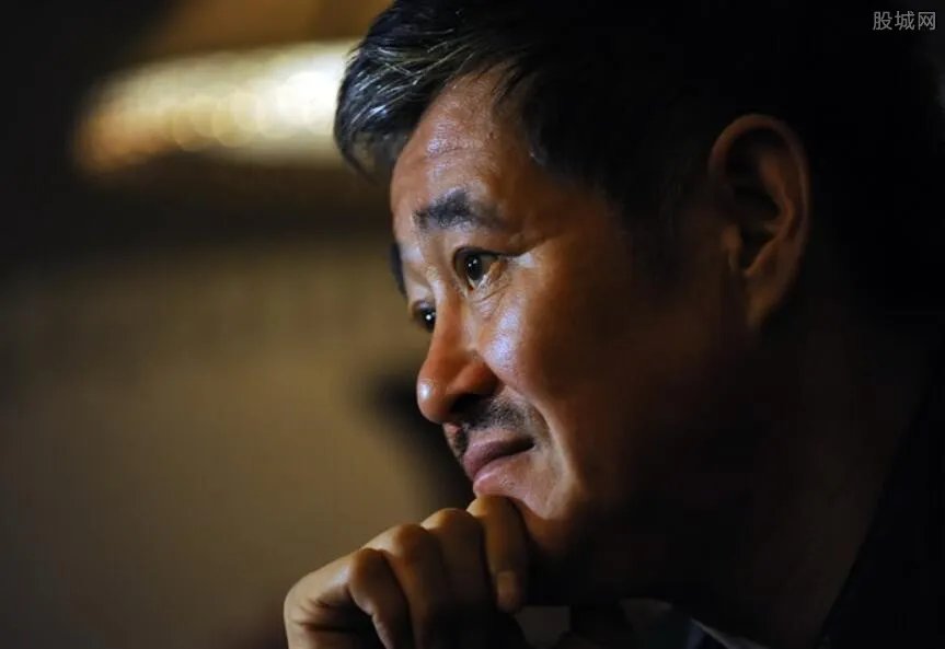 于月仙和赵本山的关系 是其现任妻子的表妹