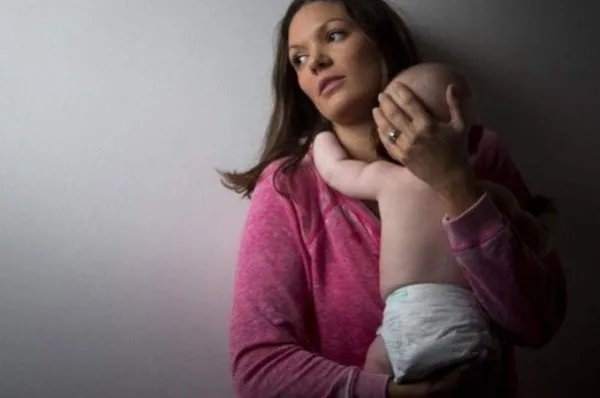 合肥携子女坠亡母亲遗言,该女子坠楼的原因有哪些?