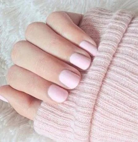 2017最新指甲款式图片：春夏最适合的简单清新美甲图片