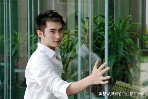 主持人路易结婚了吗？你怎么看？