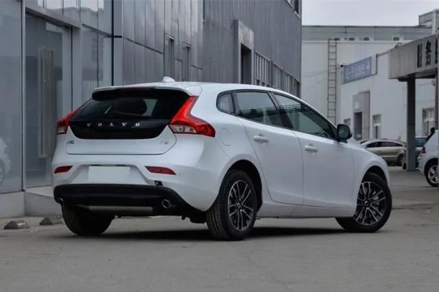 沃尔沃v40怎么样，知道的进来聊两句？