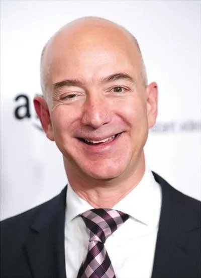 世界首富贝索斯上太空，为什么会被吐槽？