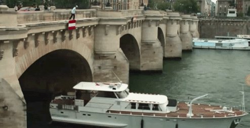 上原亚衣教你开胯深蹲 动图 不先舔舔吹着能舒服吗？