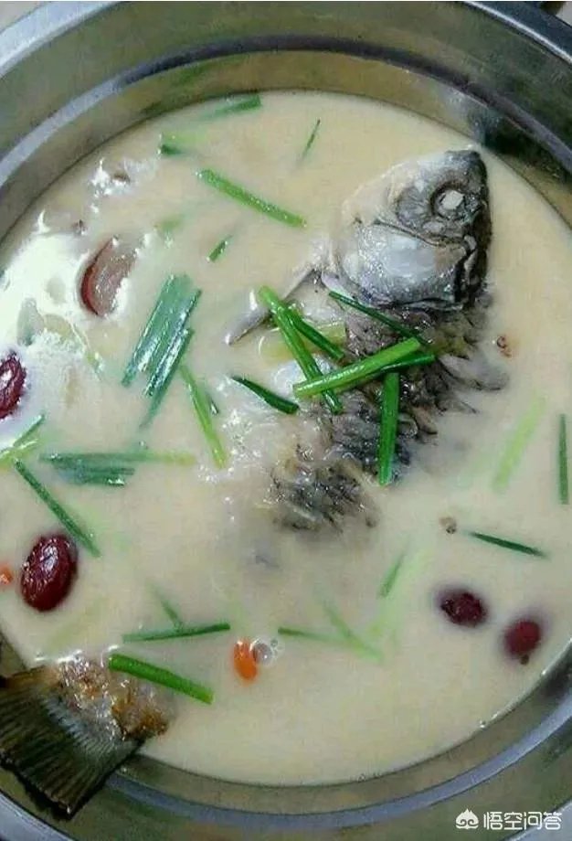 怎样熬鲫鱼汤？