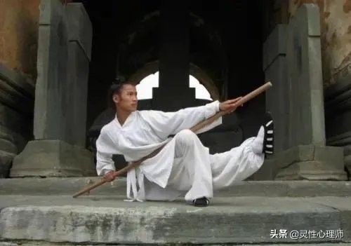 中国传统武术为什么感觉在实战中不堪一击？