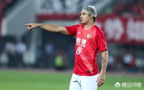 国足1:2叙利亚，你认为艾克森要负多大的责任？