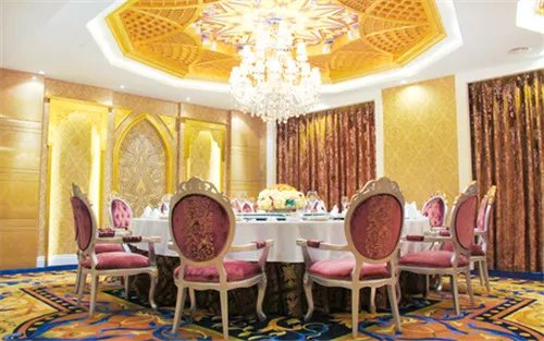 烟台婚礼酒店哪家好  烟台办婚礼多少钱一桌