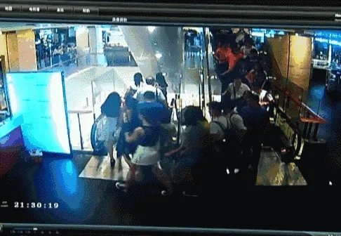 怎么看西安一商场用餐者因地震逃单6万，但是还是有不少顾客已返回结账？