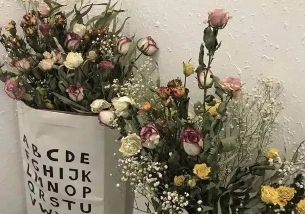 如何看待女子捡钱不还称有种别丢这件事？