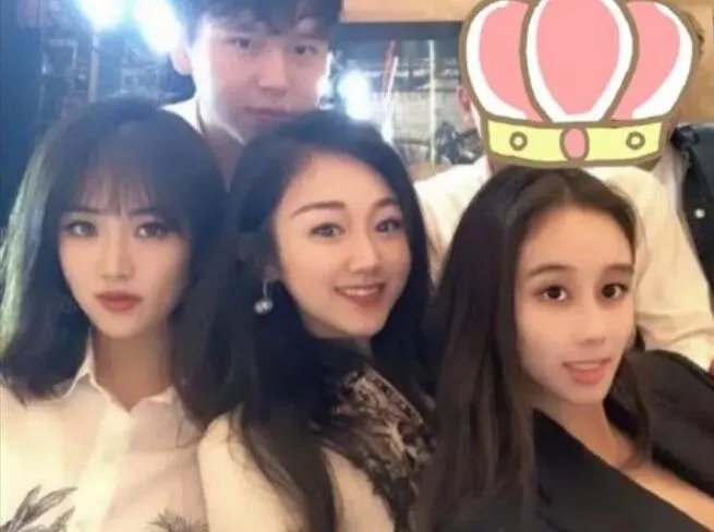 赌王四太回应何超欣组女团是怎么回事 何超欣组女团是什么情况