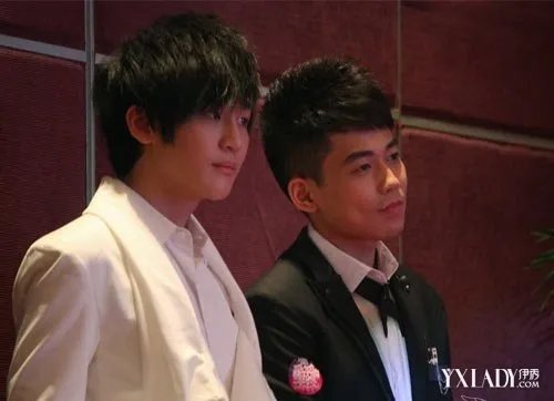 托奶天王李炜托奶照大曝光李炜当小三抢同门师兄苏醒女友