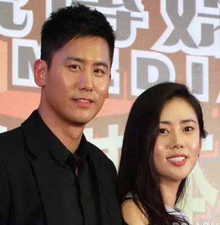 于晓光妻子遭曝光 娱乐圈又多了一对跨国恋人