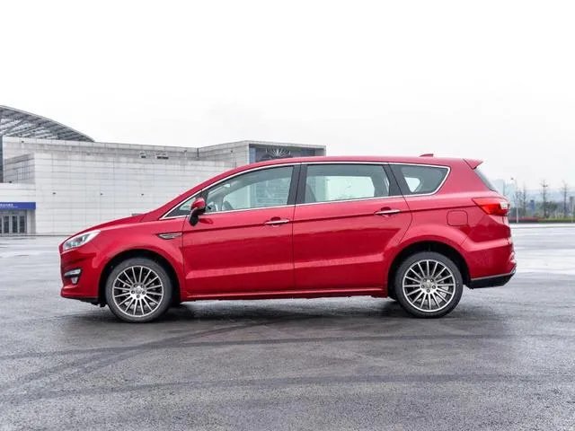 6万左右买哪个牌子的MPV好？