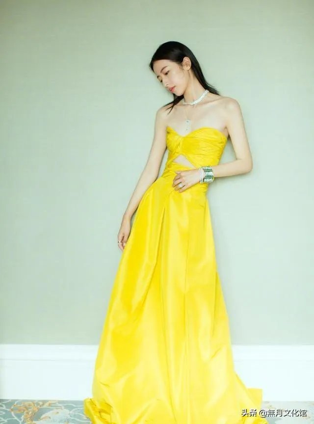 最近被“淡黄色的长裙”洗脑了，有没有淡黄色长裙推荐？