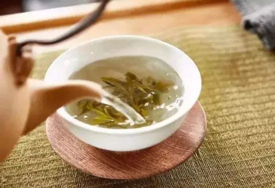 被乾隆称为御茶的是