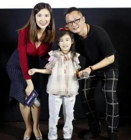 边潇潇怀上二胎：再来回顾一下当年的插刀门事件