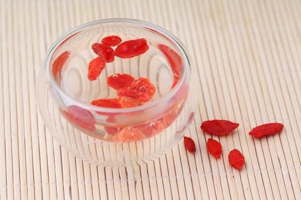 常喝枸杞泡水好吗